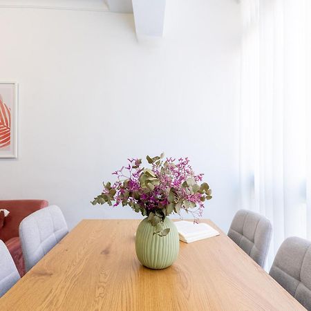 Piso Elegante Y Nuevo De 3 Habitaciones Y 2 Banos Sevilla Eksteriør billede