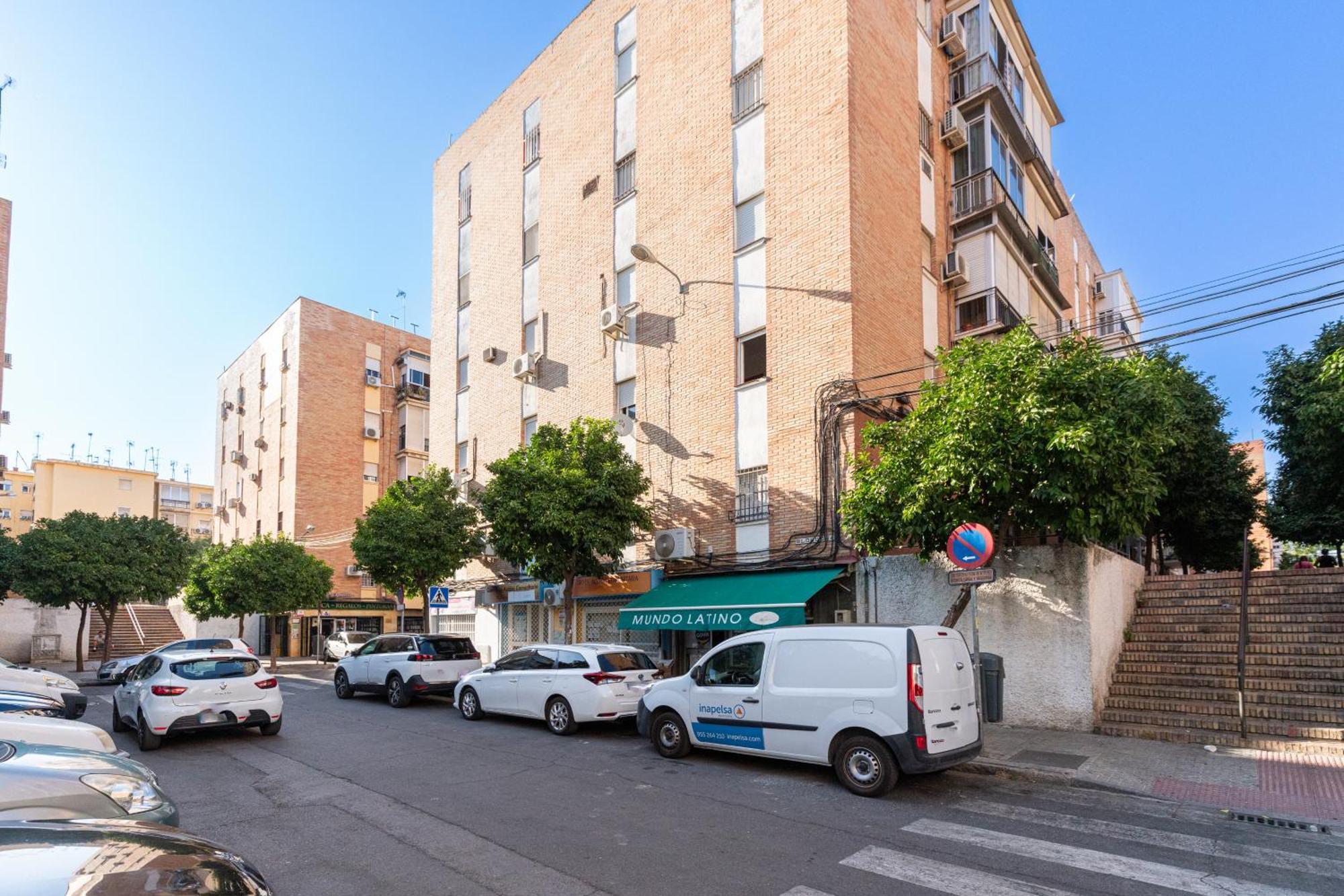 Piso Elegante Y Nuevo De 3 Habitaciones Y 2 Banos Sevilla Eksteriør billede