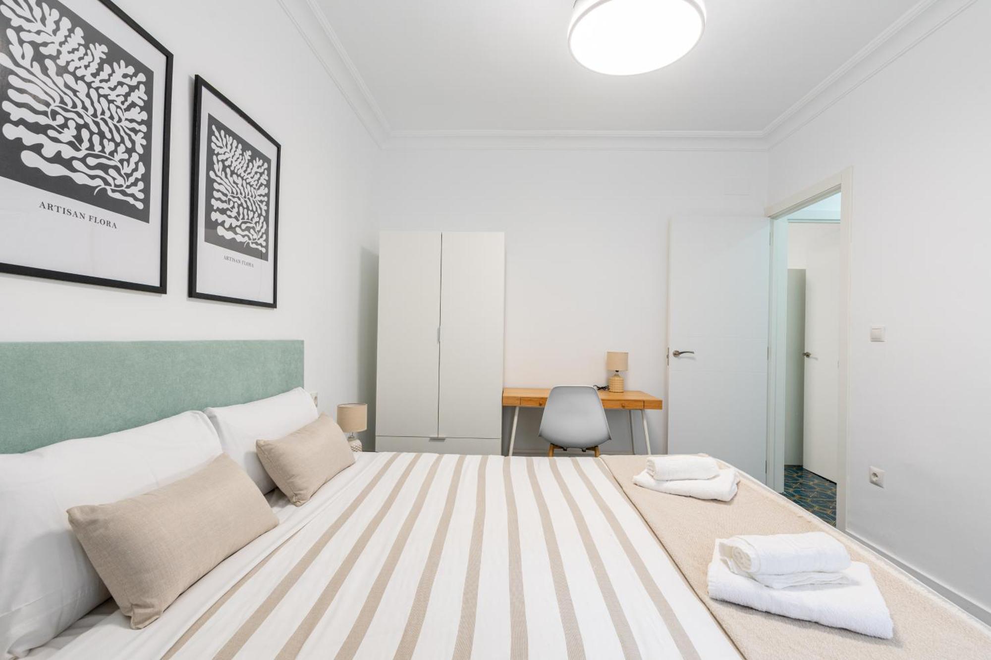 Piso Elegante Y Nuevo De 3 Habitaciones Y 2 Banos Sevilla Eksteriør billede