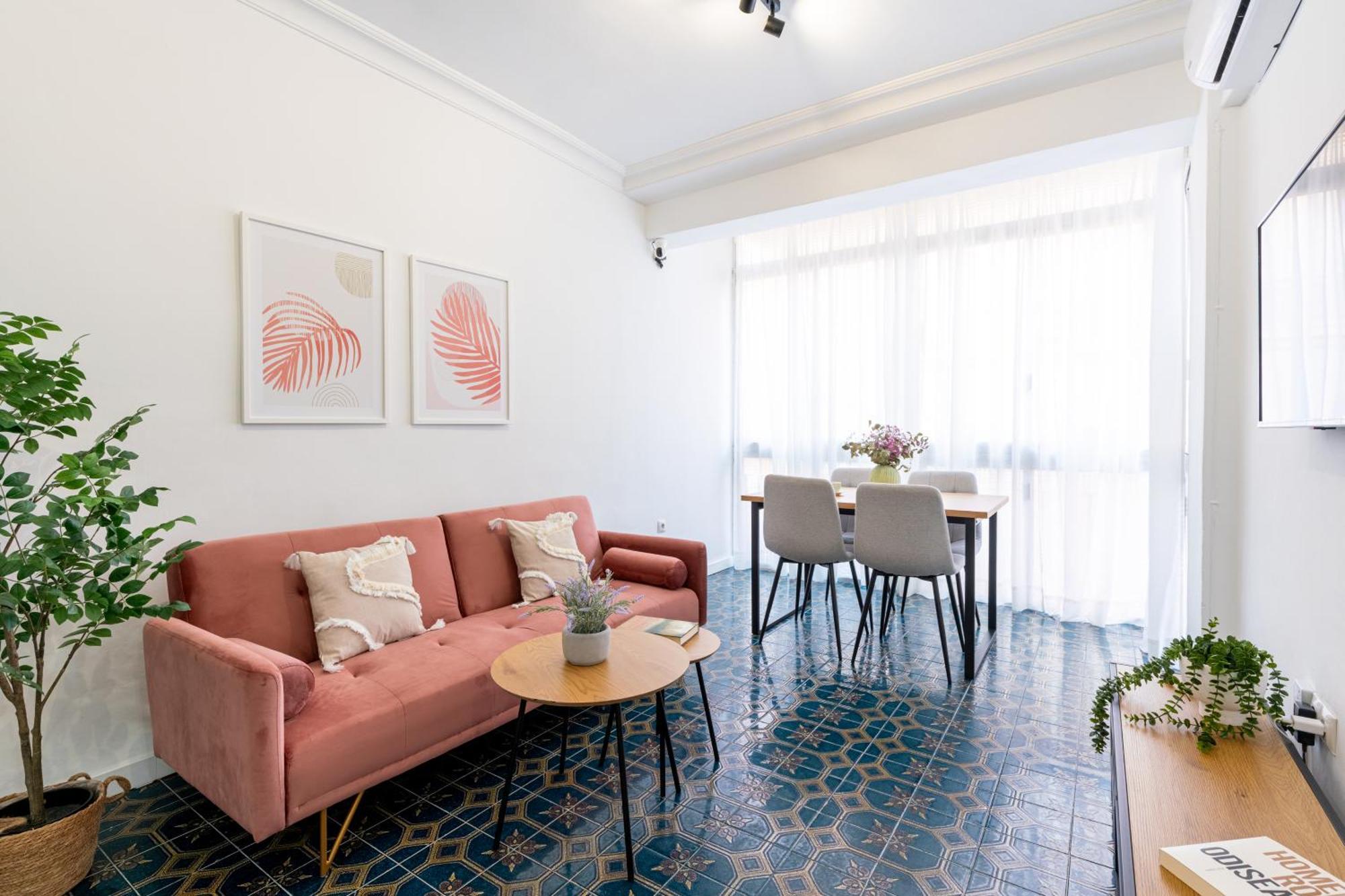 Piso Elegante Y Nuevo De 3 Habitaciones Y 2 Banos Sevilla Eksteriør billede