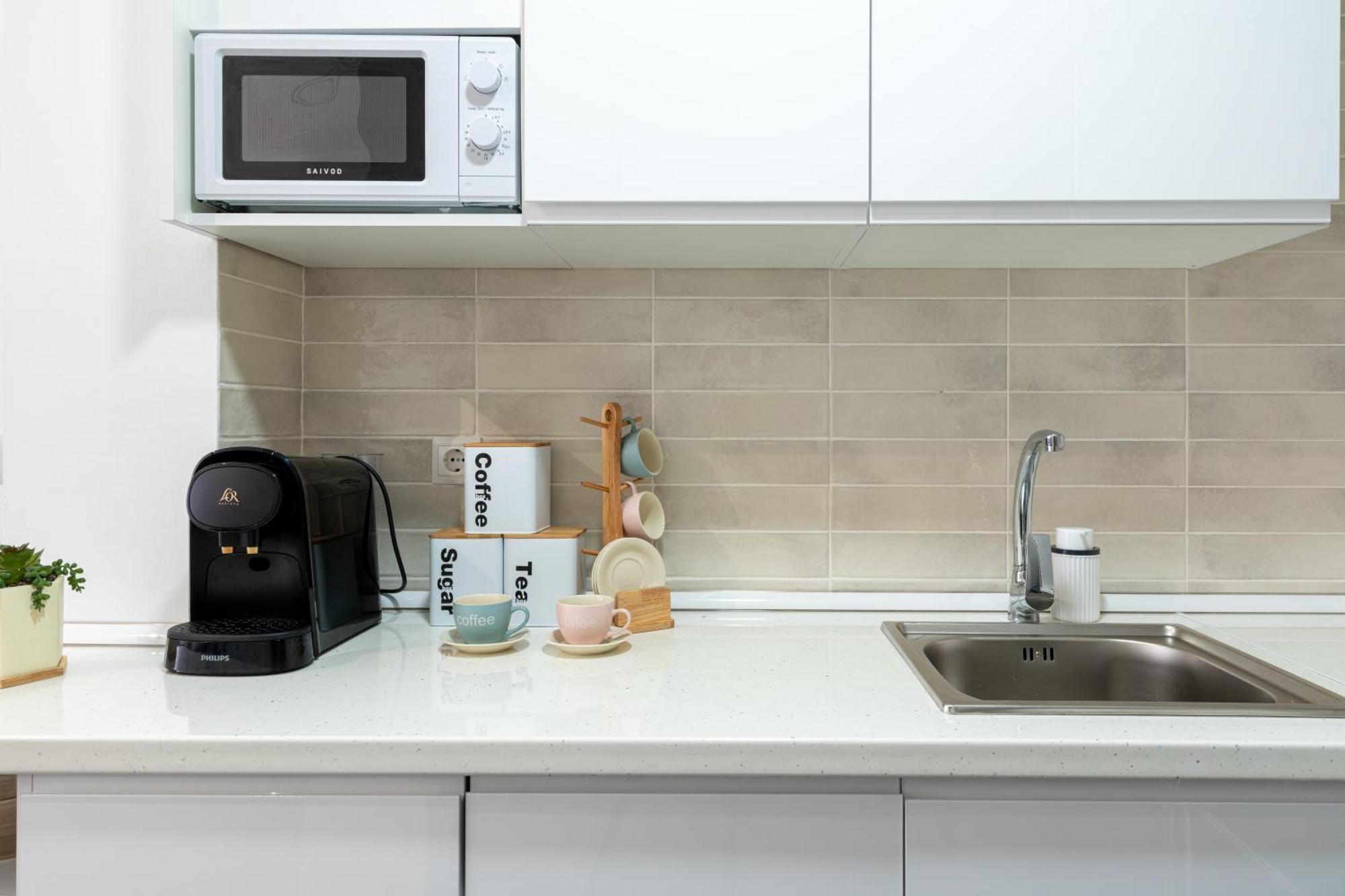Piso Elegante Y Nuevo De 3 Habitaciones Y 2 Banos Sevilla Eksteriør billede