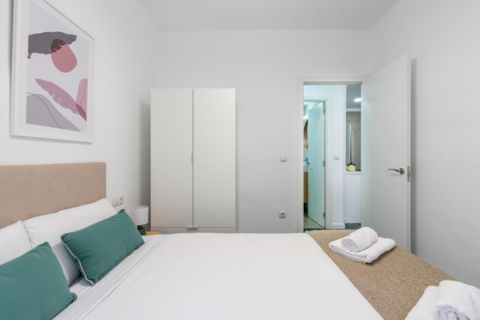 Piso Elegante Y Nuevo De 3 Habitaciones Y 2 Banos Sevilla Eksteriør billede