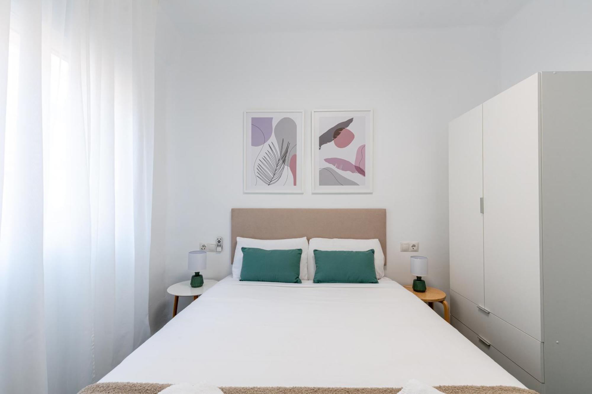 Piso Elegante Y Nuevo De 3 Habitaciones Y 2 Banos Sevilla Eksteriør billede