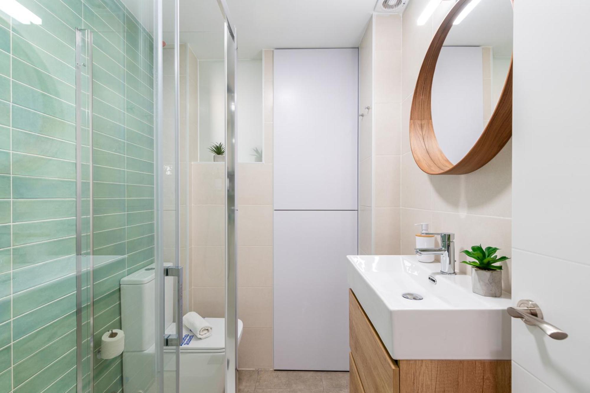 Piso Elegante Y Nuevo De 3 Habitaciones Y 2 Banos Sevilla Eksteriør billede